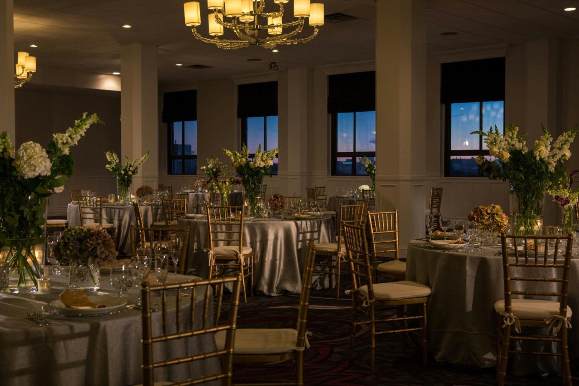 Courtyard By Marriott Boston Downtown Hotel Екстериор снимка