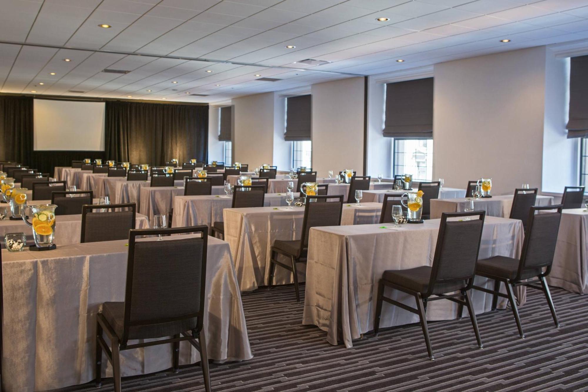 Courtyard By Marriott Boston Downtown Hotel Екстериор снимка