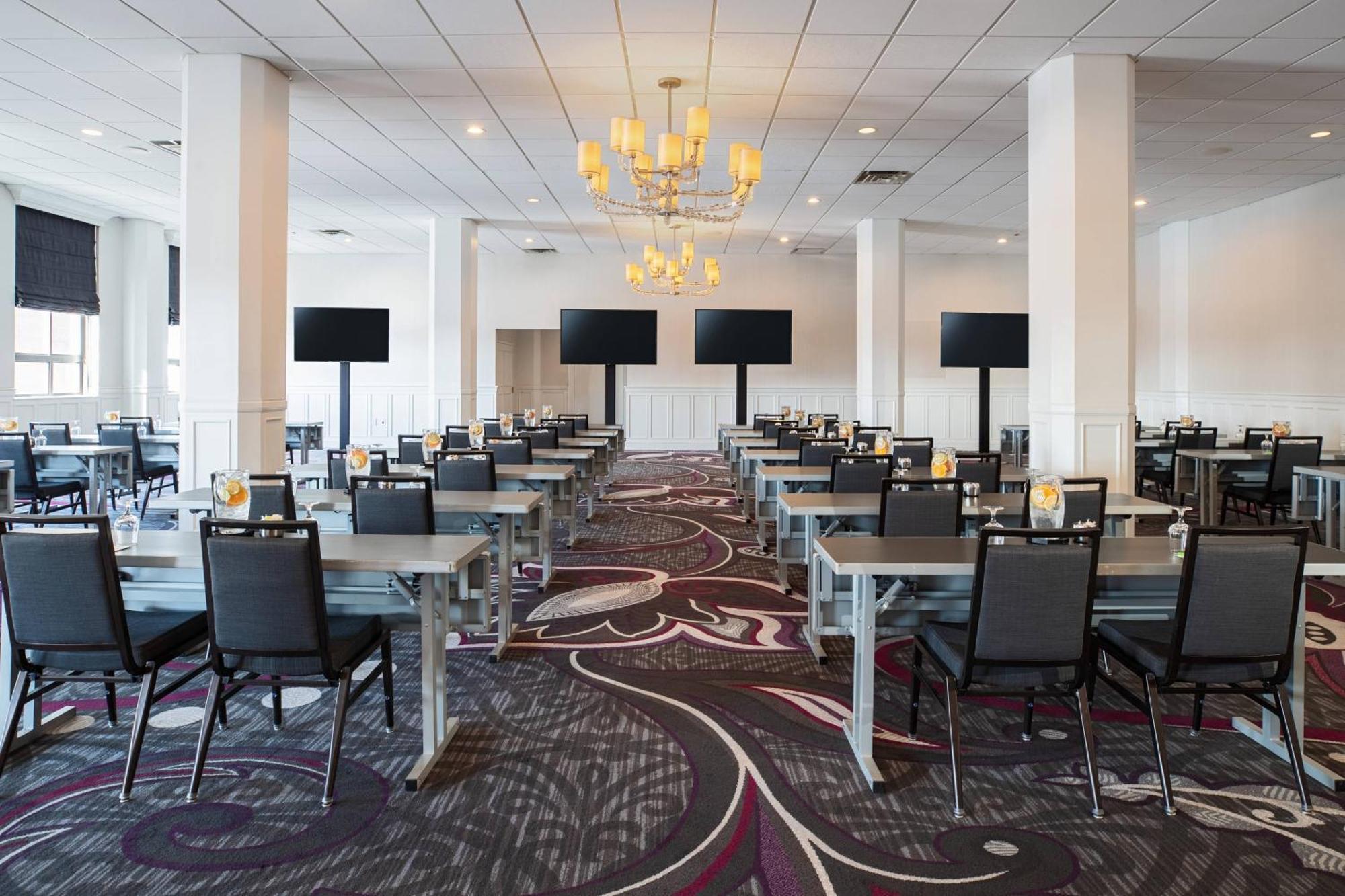 Courtyard By Marriott Boston Downtown Hotel Екстериор снимка