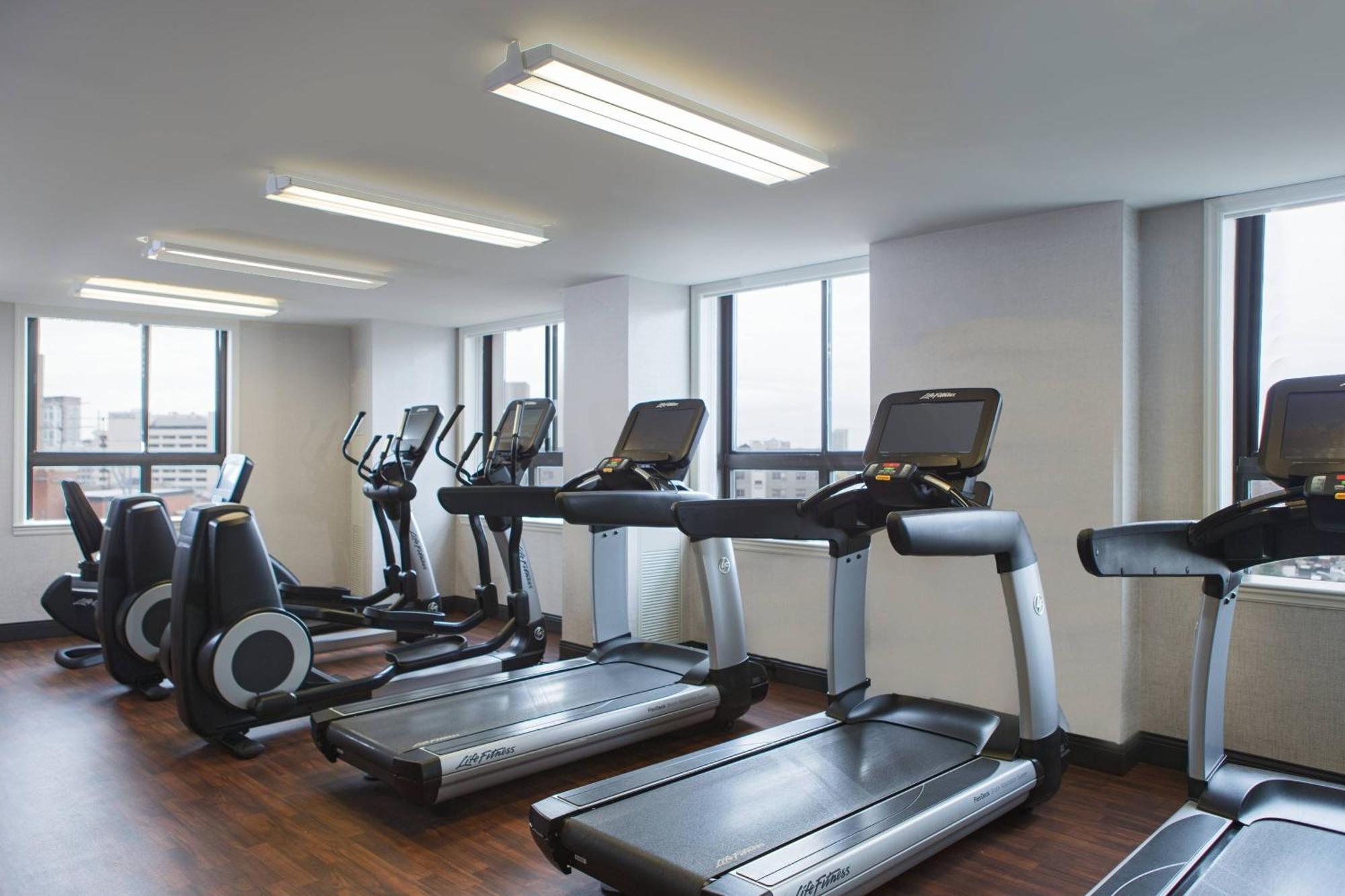 Courtyard By Marriott Boston Downtown Hotel Екстериор снимка