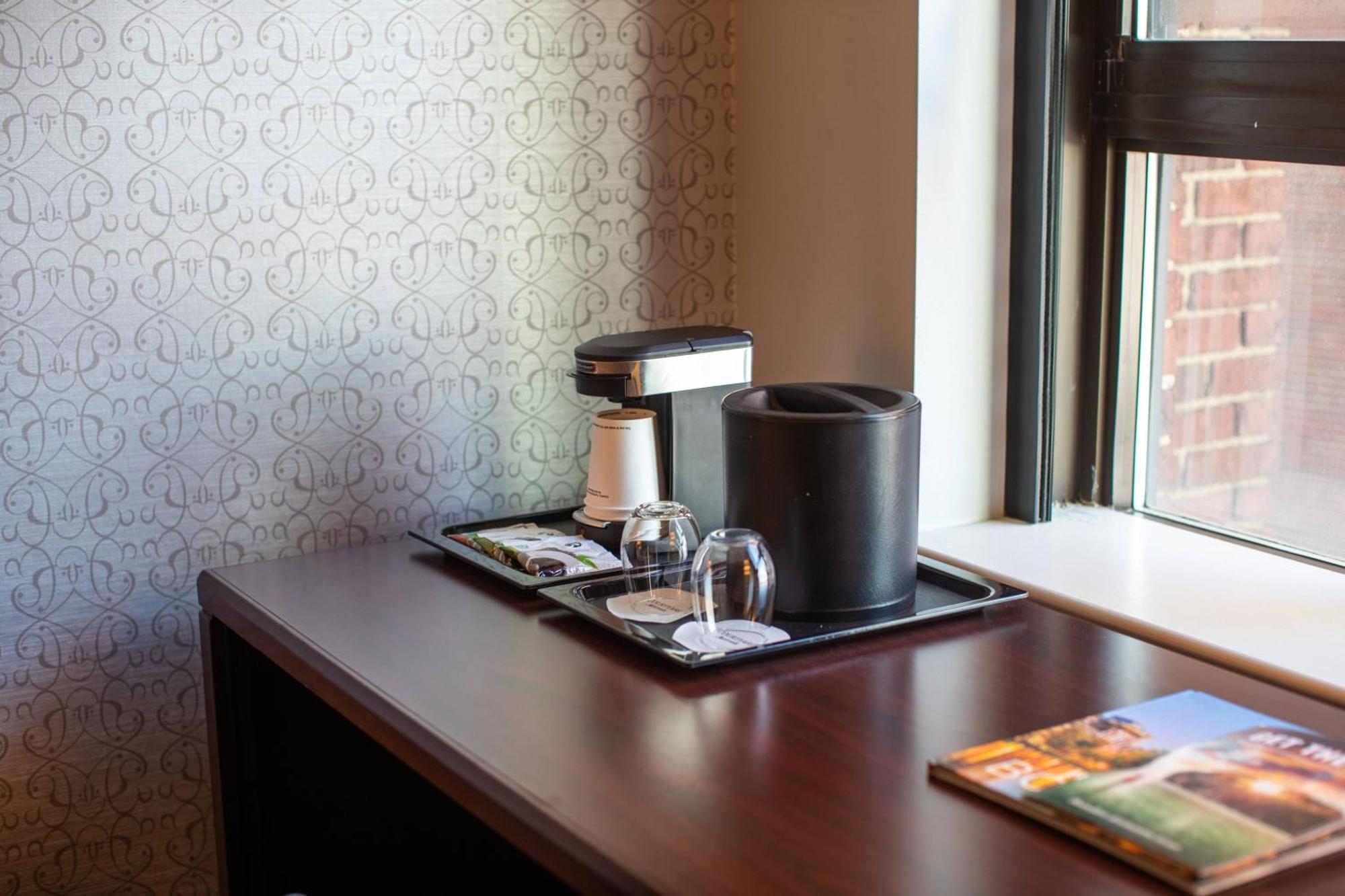 Courtyard By Marriott Boston Downtown Hotel Екстериор снимка